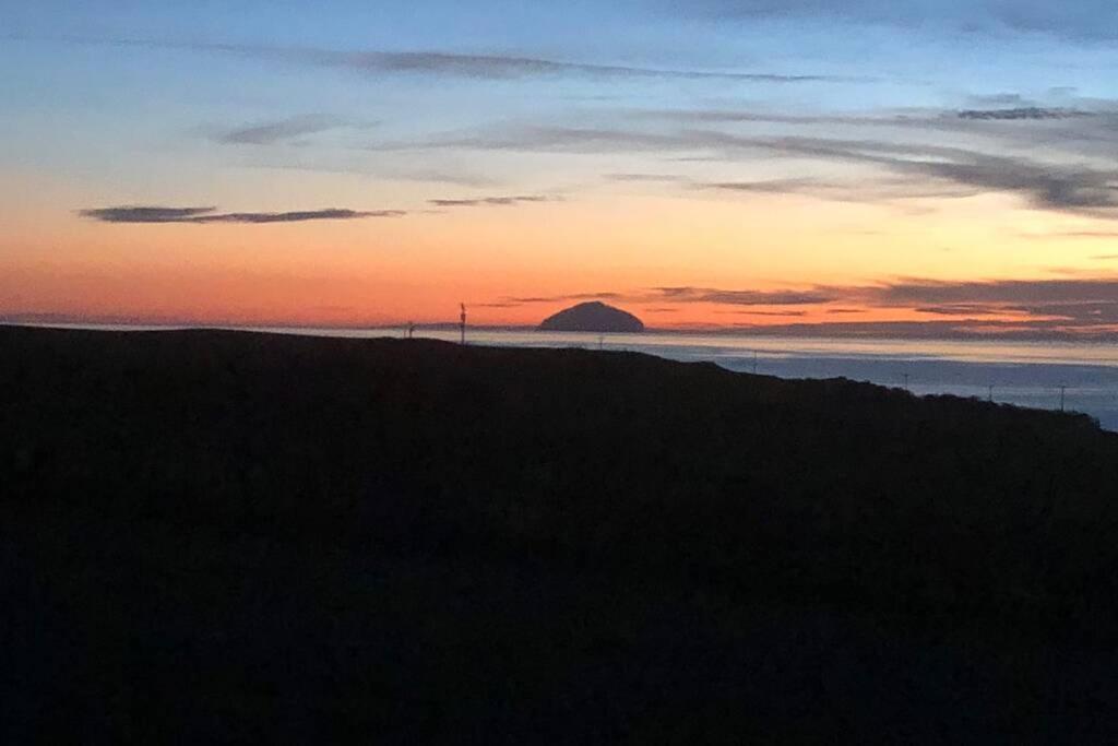 The Brambles Girvan Holiday Cottage By Seaside. Buitenkant foto
